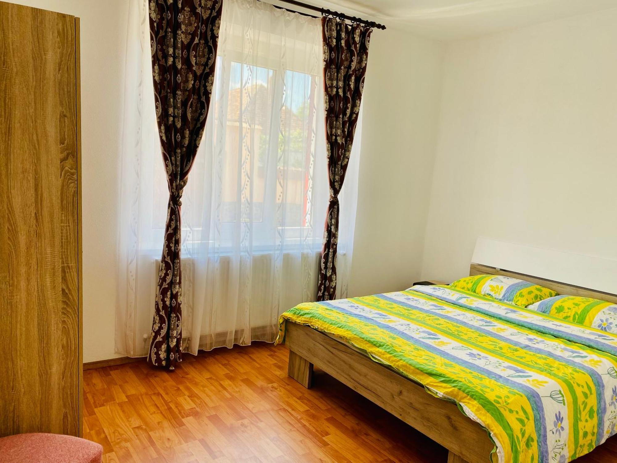 Hotel Casa Victoria à Cîrţişoara Extérieur photo